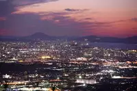 [Shirakawa Tomoaki] Sou, Sonomama Nomikomi Nasai Watashi no Dorichin Gungnir (Touhou Project)